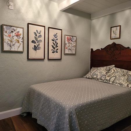 Smart Solution - Individual Private Bed-Pods In Gorgeous Shared Space - Women Only Dorm In Room 5 - Coed House - Full-Sized Mattresses In Individual Pods - With Built-In Private Storage - Gorgeous Shared Room - Affordable Luxury - Sparrow House Phoenix Ngoại thất bức ảnh